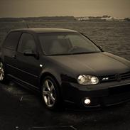 VW Golf R32 4Motion