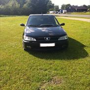 Peugeot 306