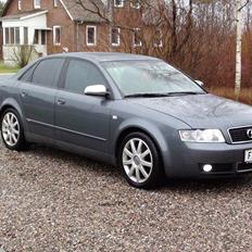 Audi a4 1.8t s-line