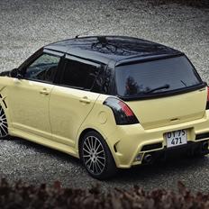 Suzuki Swift GLX (solgt)