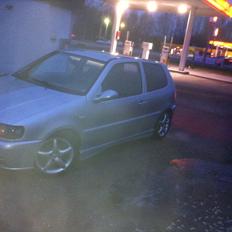 VW polo 6n 1,6 8 v  (Tidl. bil)