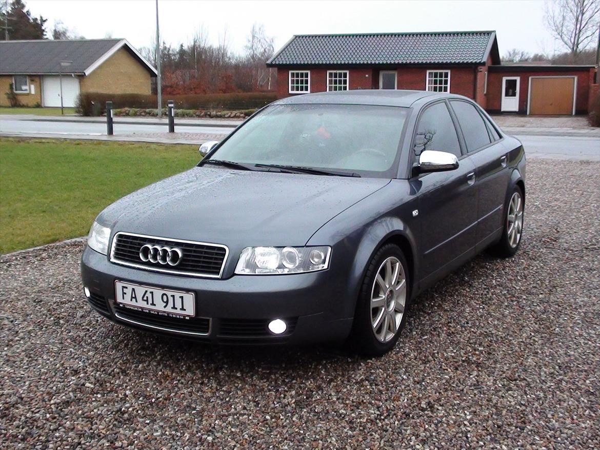 Audi a4 1.8t s-line billede 4