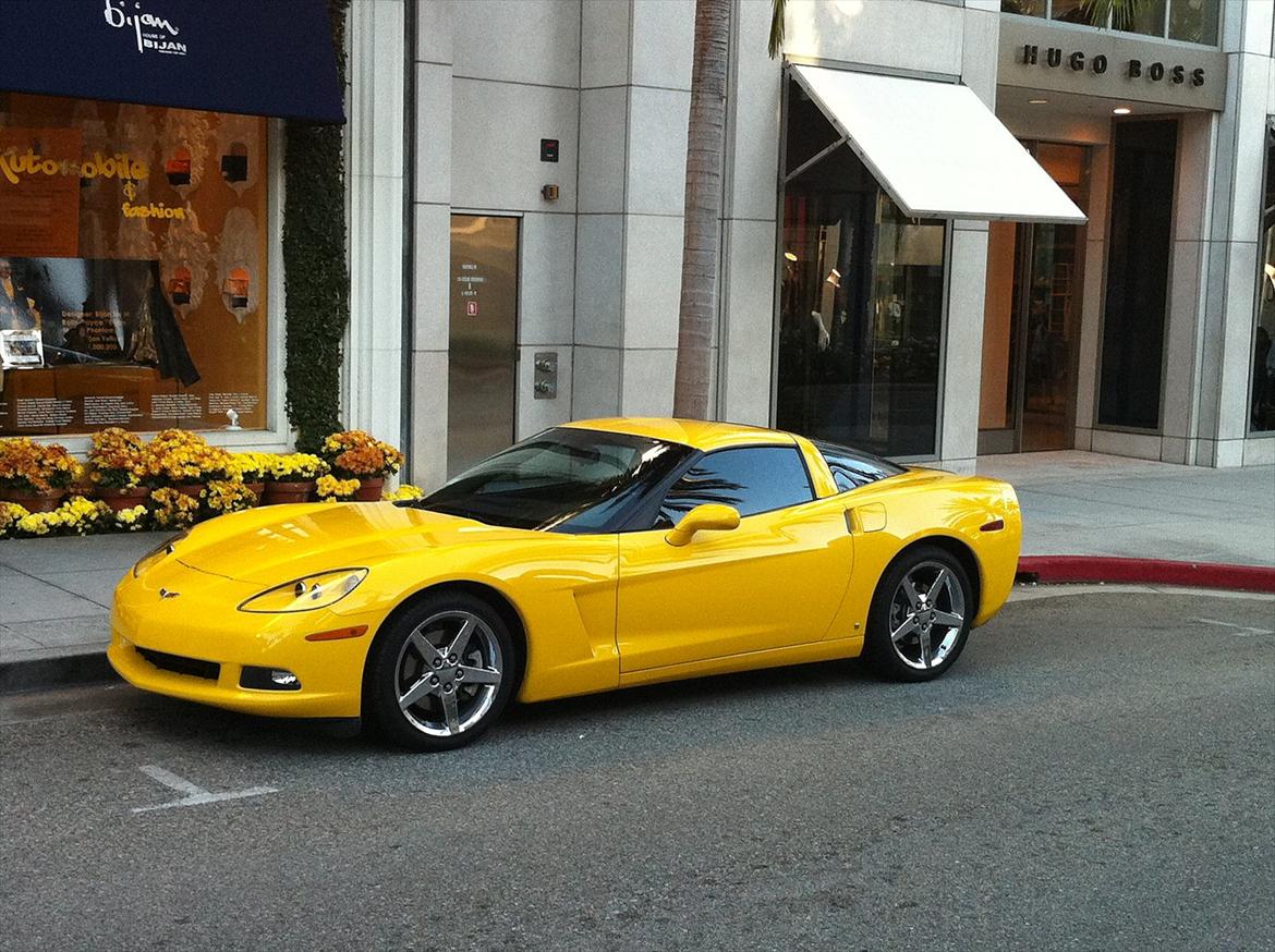 Chevrolet Corvette C6 Coupe - Billede taget på Rodeo Dr. i Beverly Hills billede 11