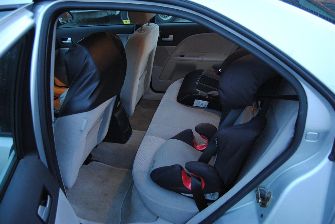 Ford Mondeo 2.0i Ghia billede 5