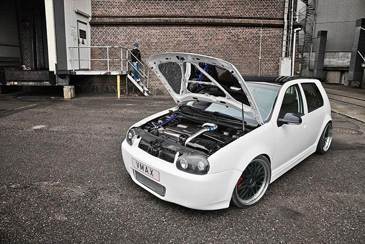 VW golf Iv GTI (White Sensation) vmax 153 billede 2