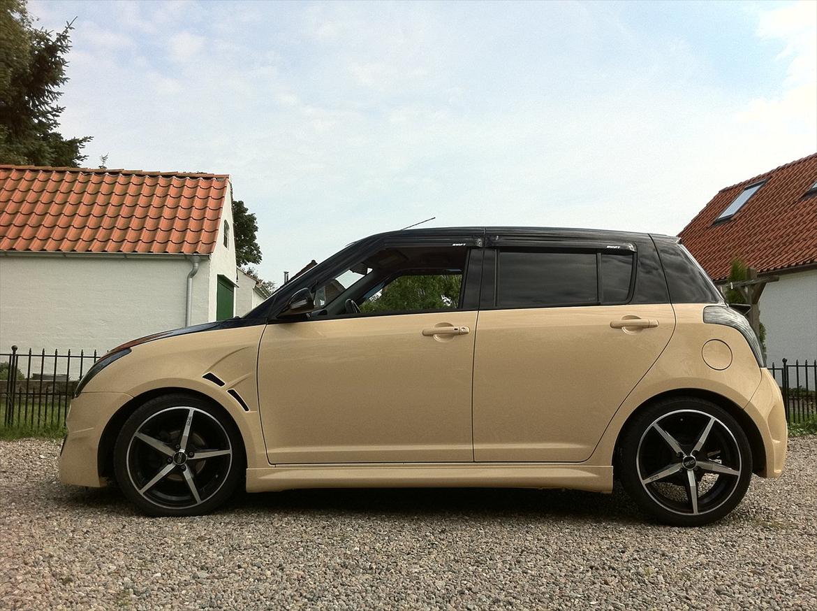Suzuki Swift GLX (solgt) billede 7