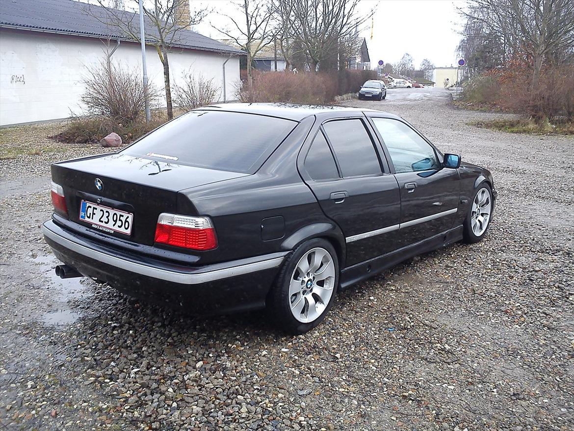 BMW e36 320i <solgt> billede 3