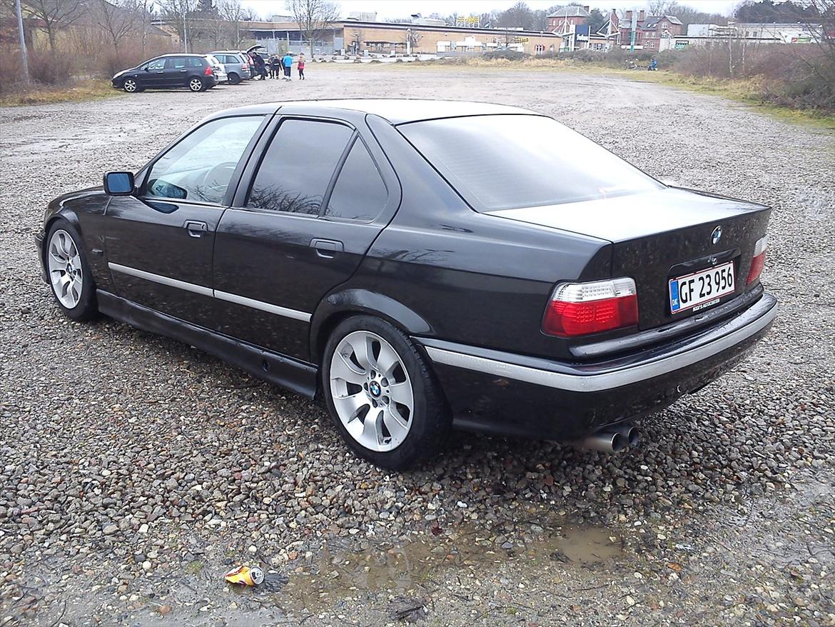BMW e36 320i <solgt> billede 5