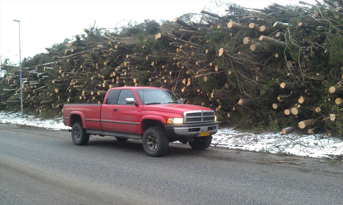 Dodge RAM 2500 4x4 long bed billede 2