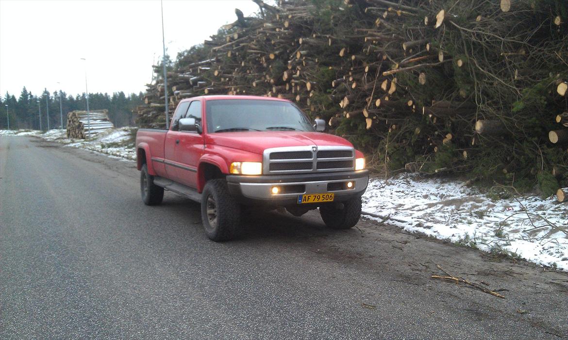 Dodge RAM 2500 4x4 long bed billede 3