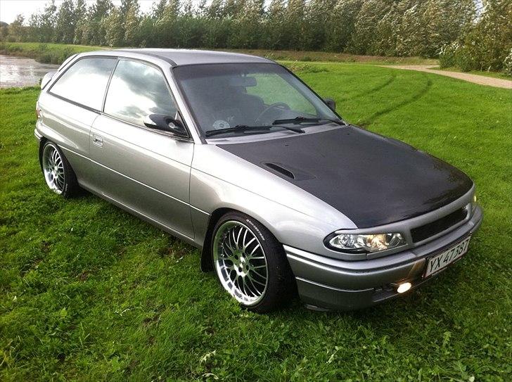 Opel Astra F (Totalskadet) :'( billede 1