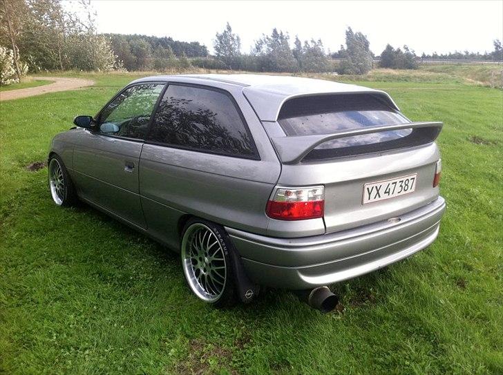 Opel Astra F (Totalskadet) :'( billede 2
