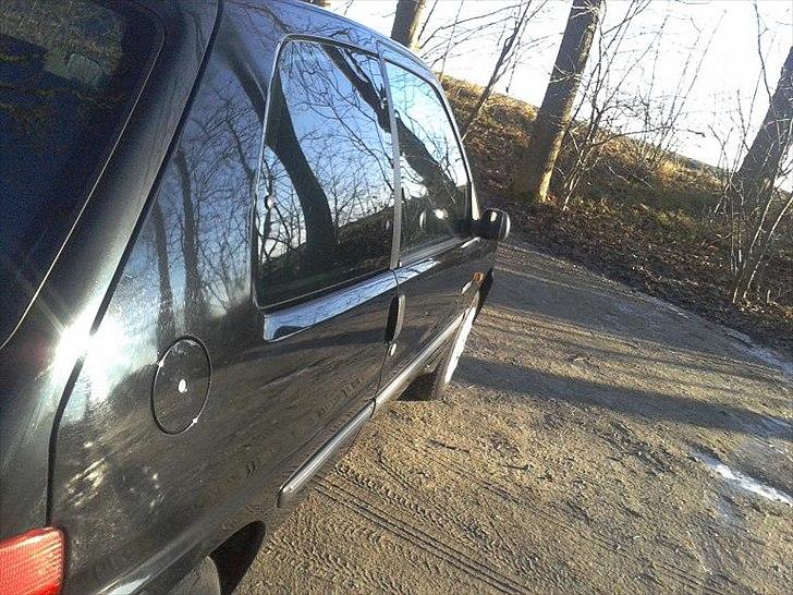 Peugeot 106 billede 2