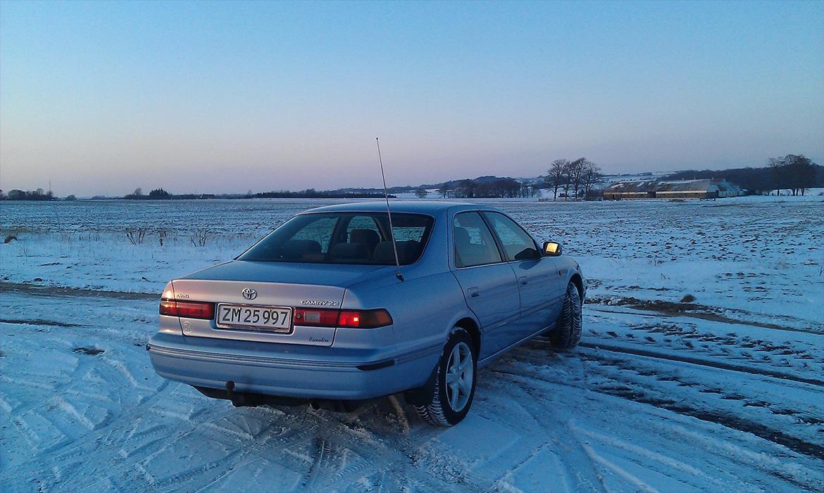 Toyota Camry 2.2 Executive billede 3