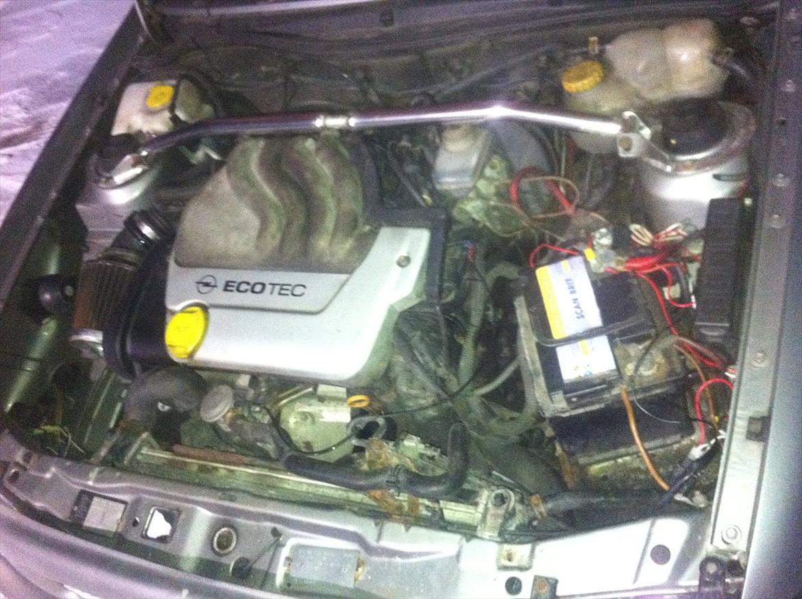 Opel Astra F (Totalskadet) :'( billede 11