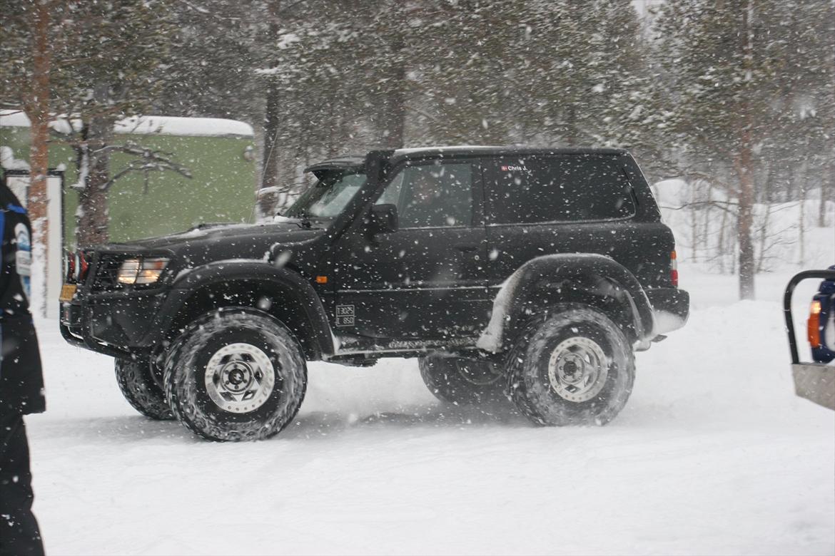 Nissan Patrol Y61 billede 2