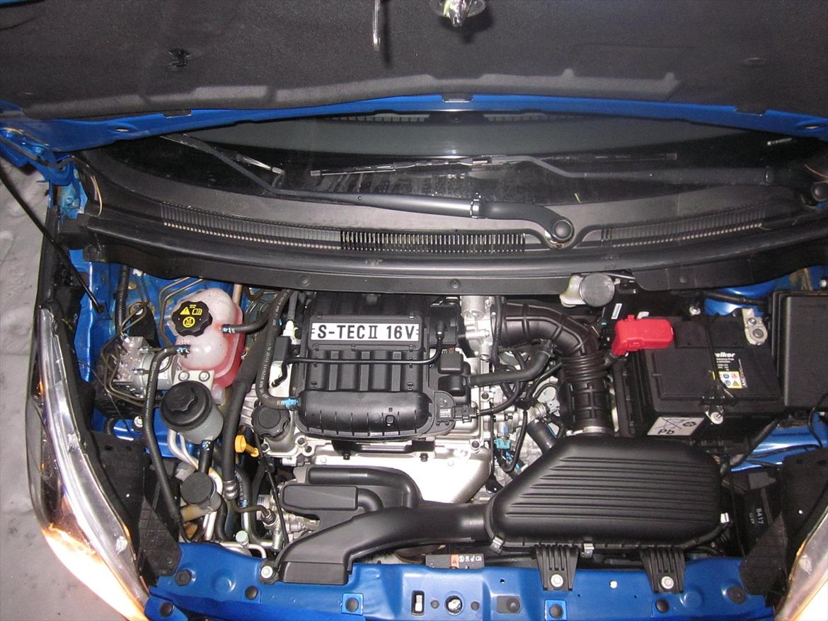 Chevrolet Spark 1.2 LS - Motor rum billede 6