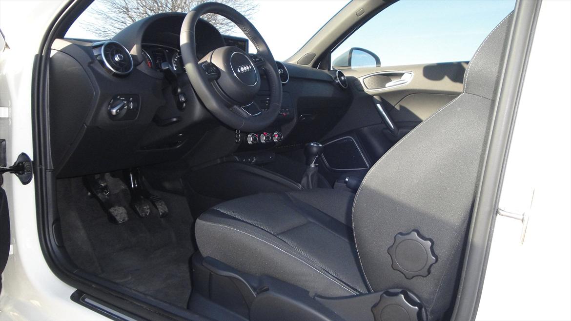 Audi A1 TDI Solgt billede 11