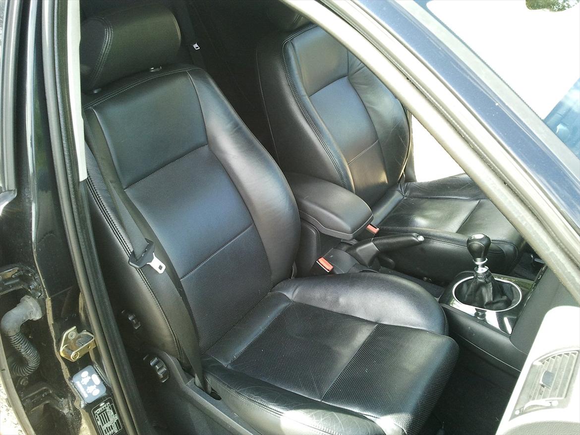 Ford Mondeo Stc. Ghia "Solgt" billede 12