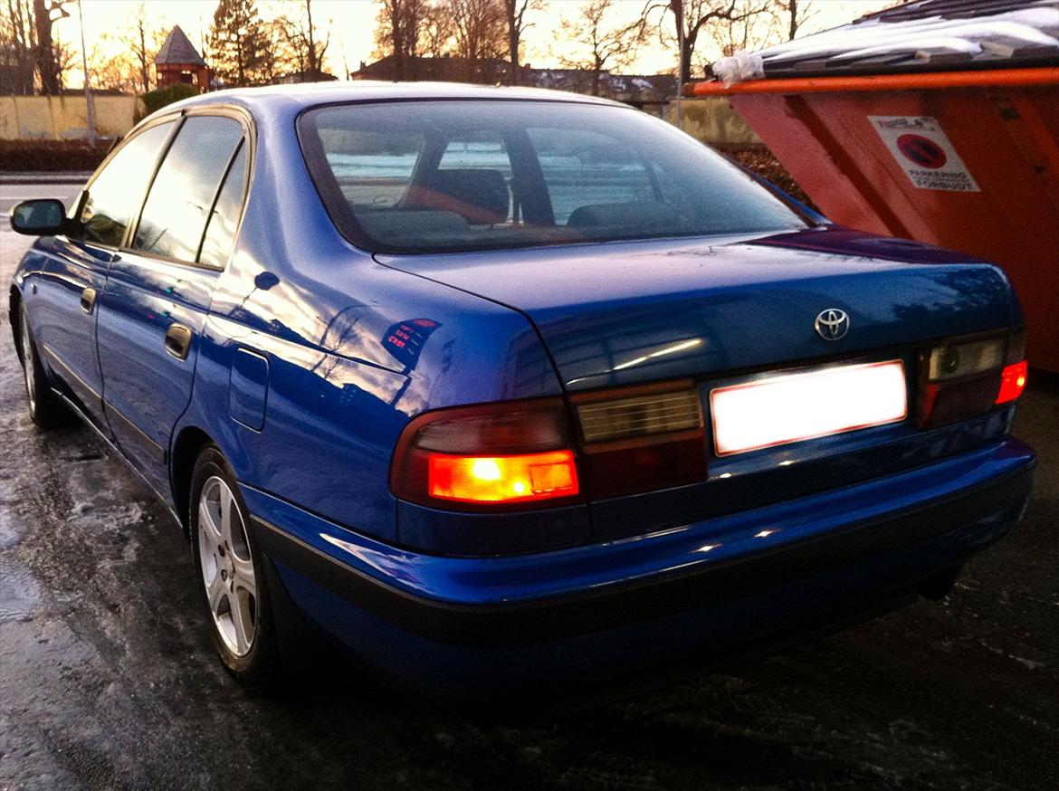 Toyota Carina E 2.0 GLI - Carinaen lige efter vask d. 31/1 2012 billede 9