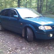 Mazda 323f bj