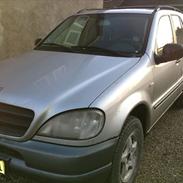 Mercedes Benz Ml270 W163