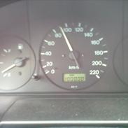 Mazda 323 1,5 LX *SOLGT*