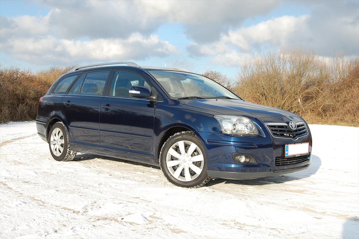 Toyota Avensis 2,0 D-4D Sol St.car billede 4