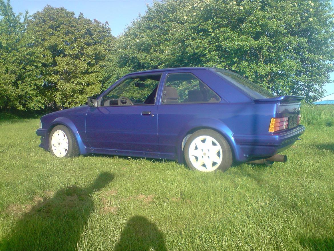 Ford escort rs turbo S1 - Da hun kom hjem i stalden! billede 2