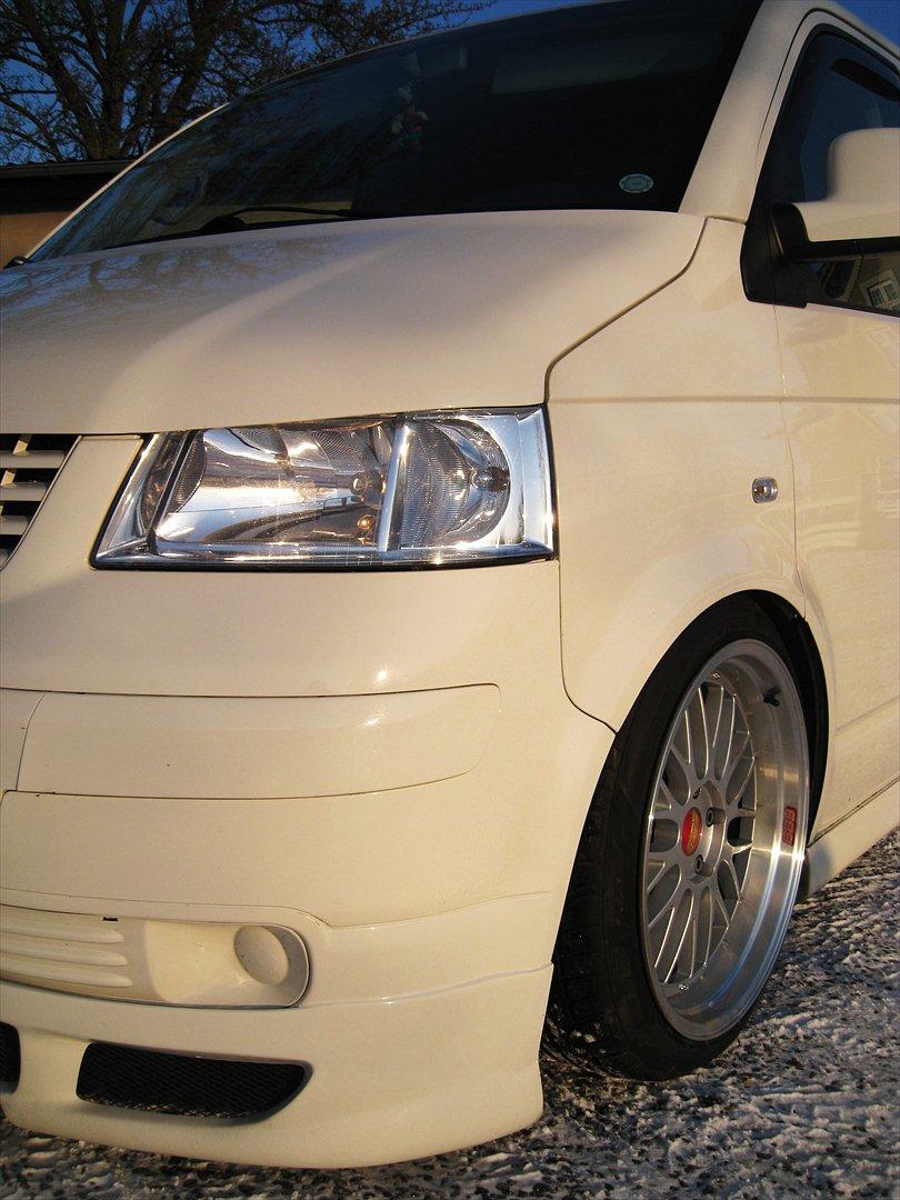 VW Transporter T5 billede 2