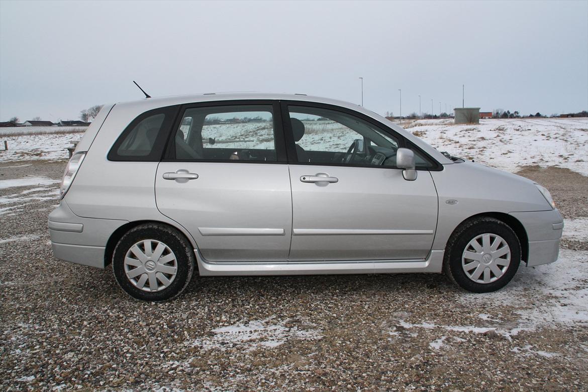 Suzuki Liana *Bodil* billede 3