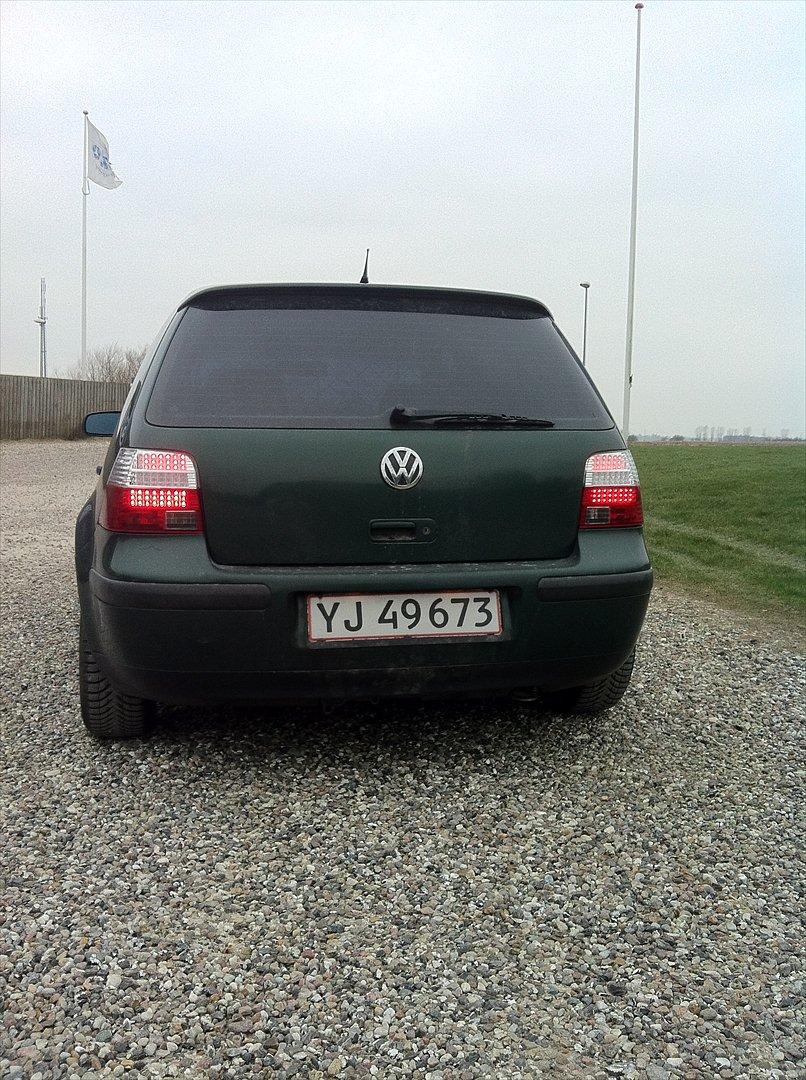 VW Golf IV TDI  - Nu med led diode baglygter :P nu mangler jeg bare R-Line bagkofanger :D billede 15