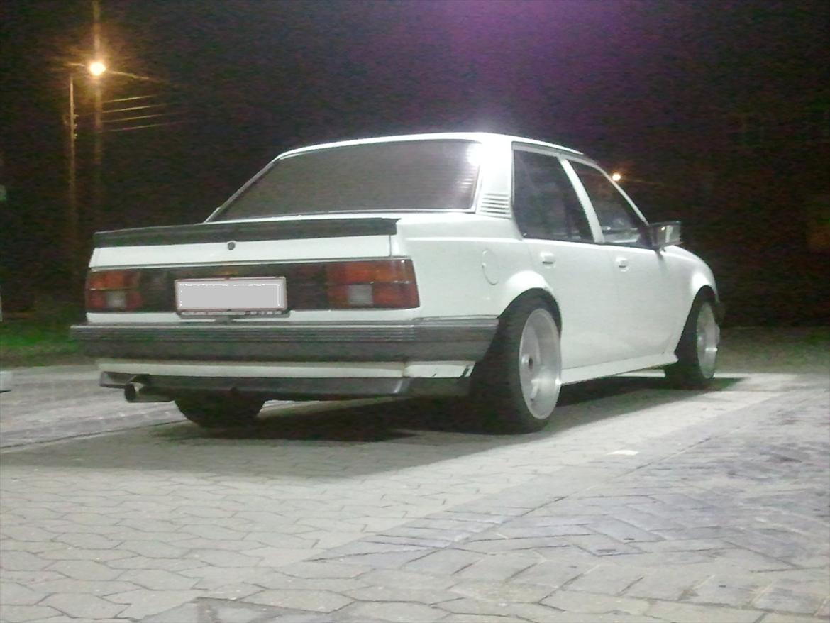 Opel Ascona C 16V [Tidl bil] billede 7