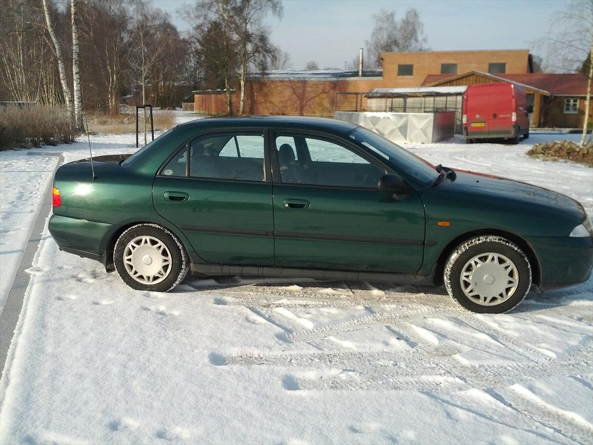 Mitsubishi Carisma billede 3