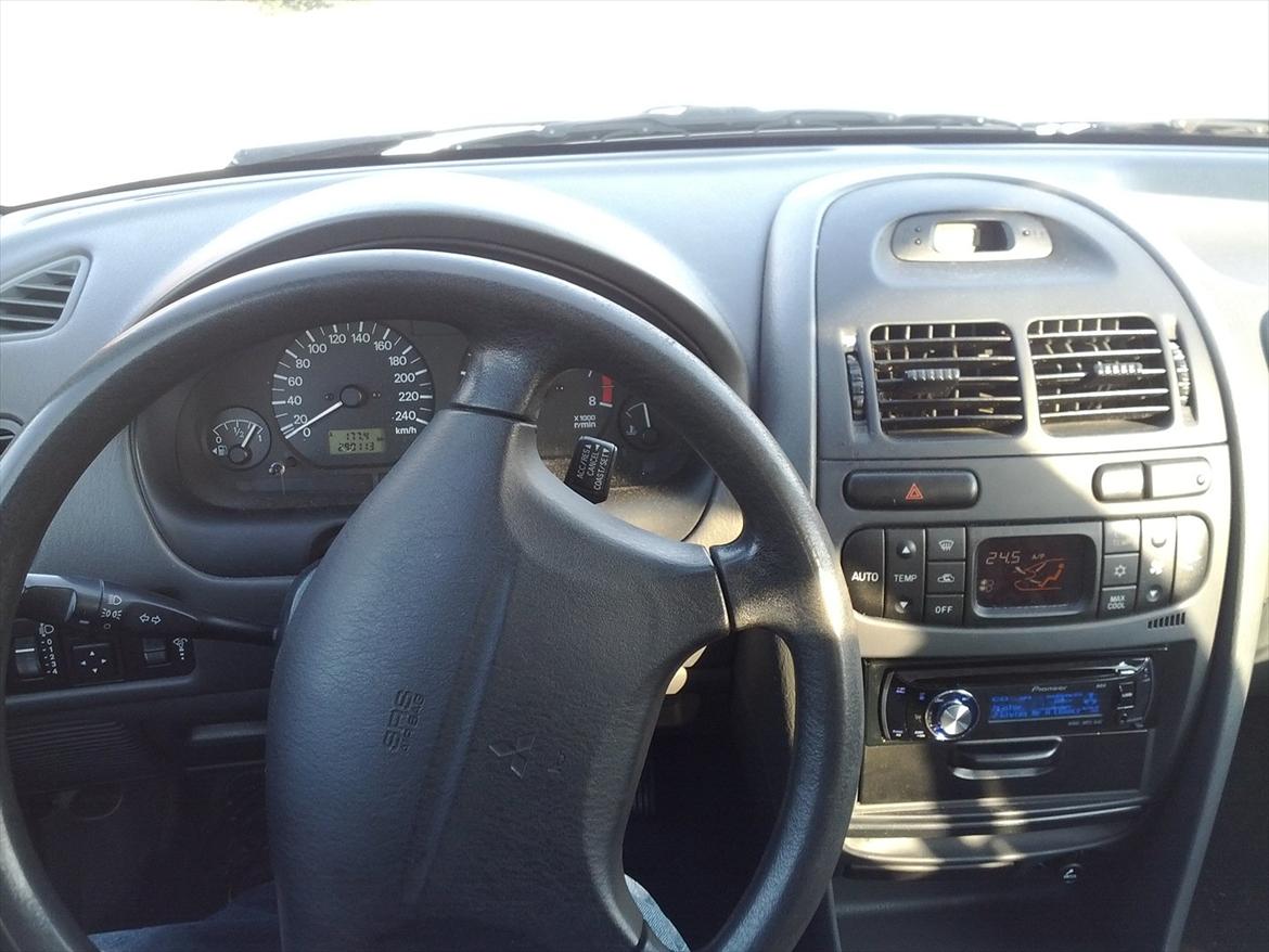 Mitsubishi Carisma billede 9