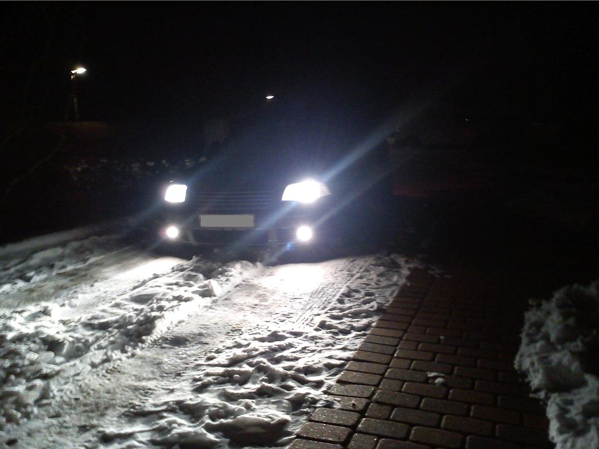 VW Passat 3BG Variant ~ 1.8T 20V - Mtec Super White i nærlys og tågelys, samt W5W diode som posionslys.
 billede 10