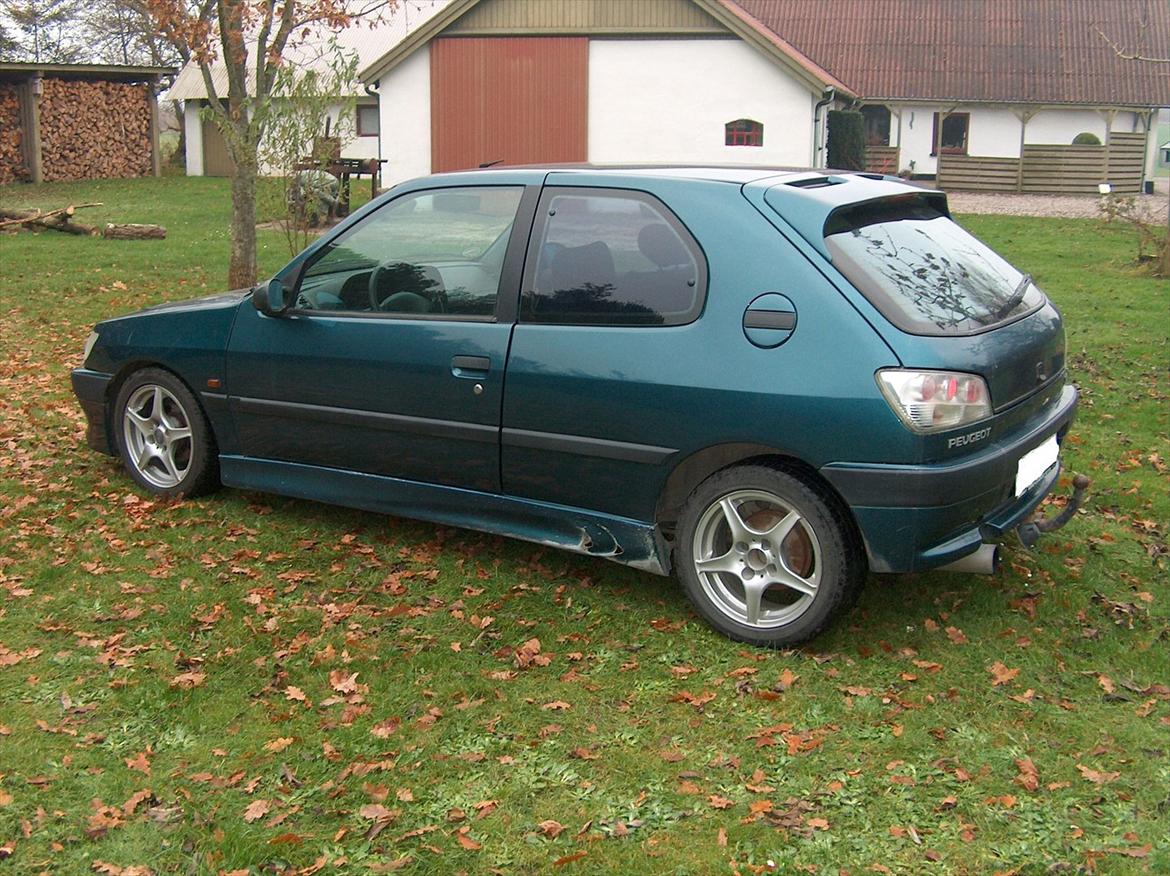 Peugeot 306 1,6 stylen "Død&savnet billede 1