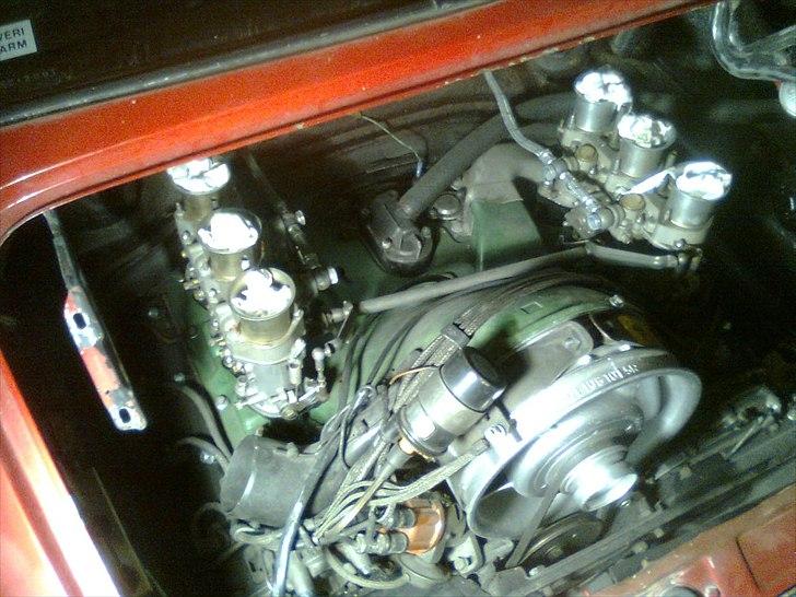 Porsche 911 - 2.7 motor med weber på billede 1