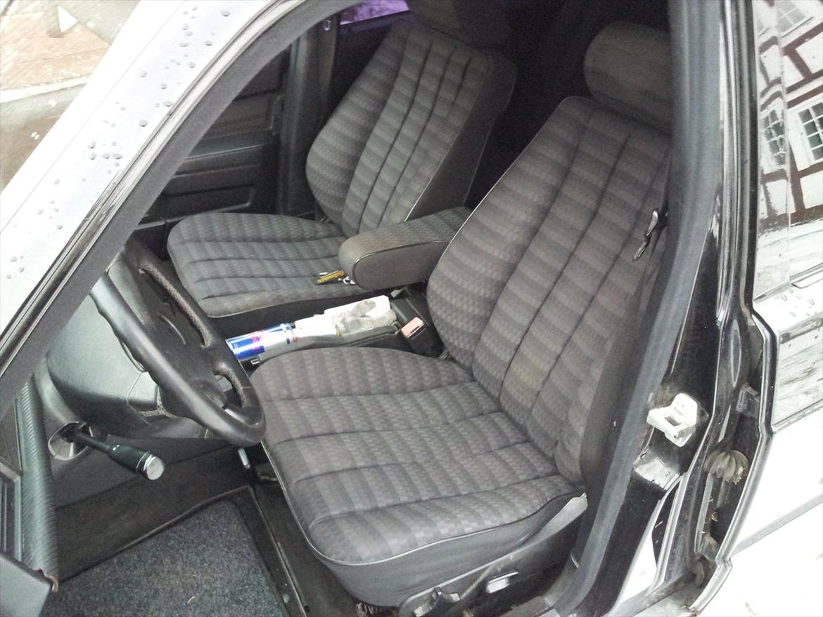 Mercedes Benz W201  190E  2,0 Aut billede 18