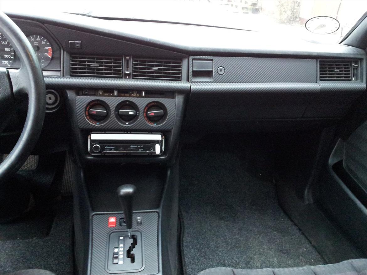 Mercedes Benz W201  190E  2,0 Aut billede 11