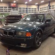 BMW E36 328i Coupé Drift Solgt