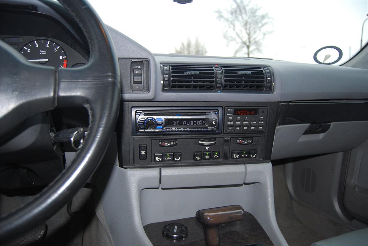 BMW E34 525i aut. billede 10