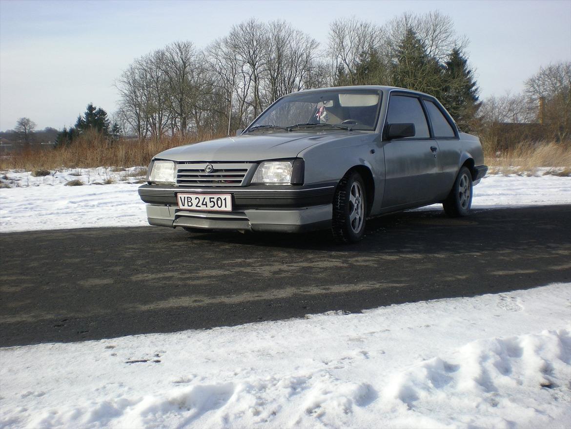 Opel Ascona C 1.6 SH Aut. billede 14