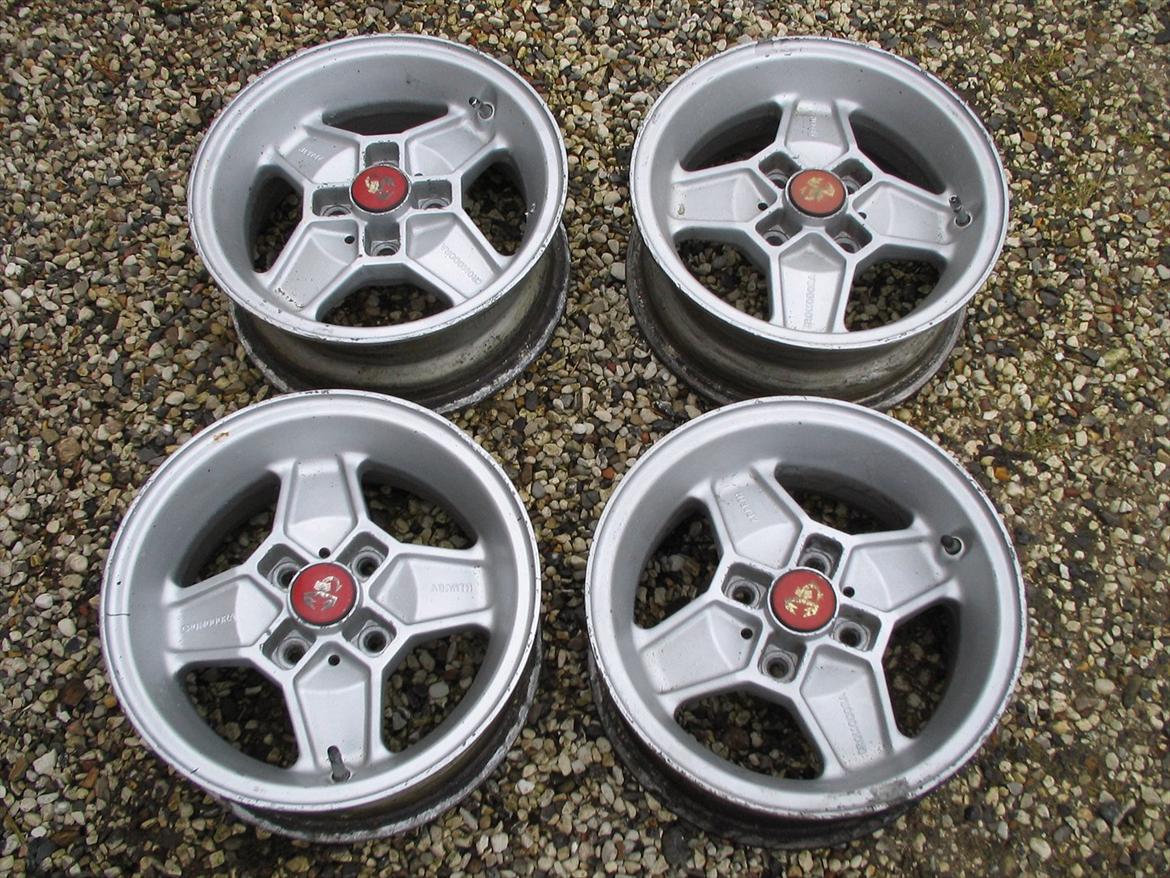 Fiat 124 Spider CS2 billede 12