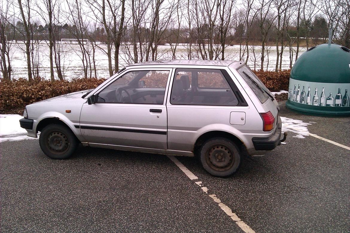 Toyota Starlet Ep70 1000 12v billede 8