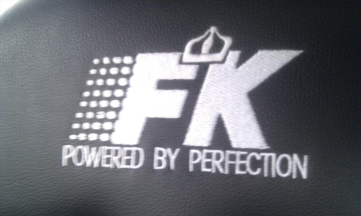 Mazda 323C billede 18