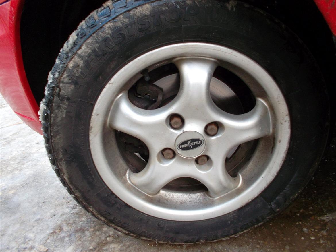 Nissan almera n15  taget af politi billede 13