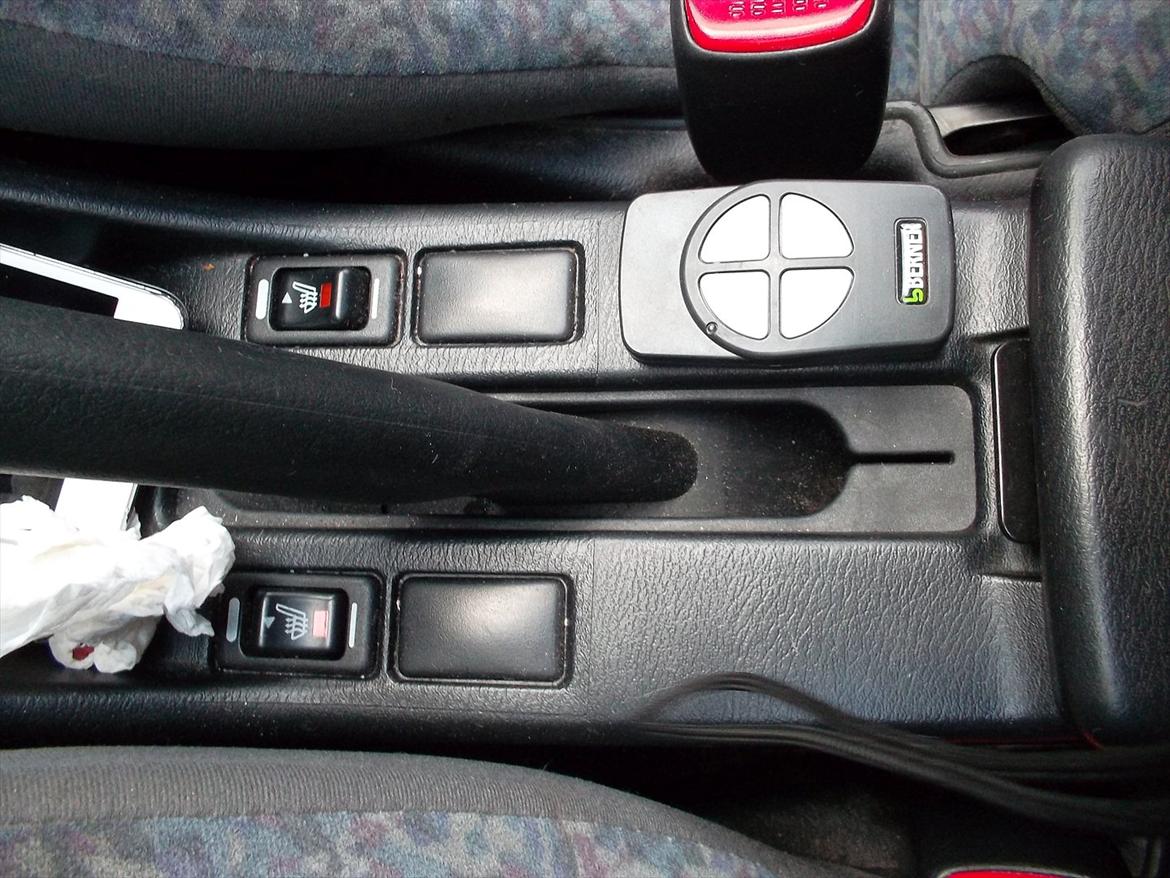 Nissan almera n15  taget af politi billede 17