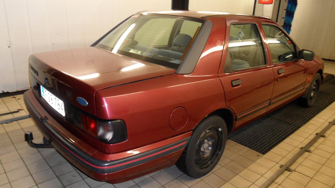 Ford Sierra 2.0 Dohc "Solgt" - som den står da jeg købte den billede 4