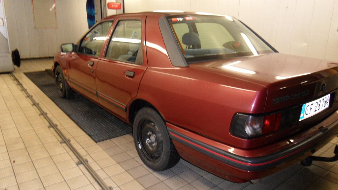 Ford Sierra 2.0 Dohc "Solgt" billede 5